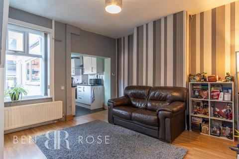 4 Devonshire Road, Chorley, PR7 2DS