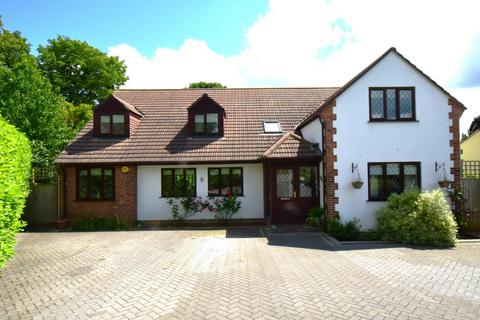 4 bedroom detached house for sale, Sycamore Close, Chalfont St. Giles, Buckinghamshire, HP8