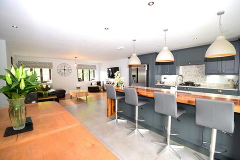 4 bedroom detached house for sale, Sycamore Close, Chalfont St. Giles, Buckinghamshire, HP8