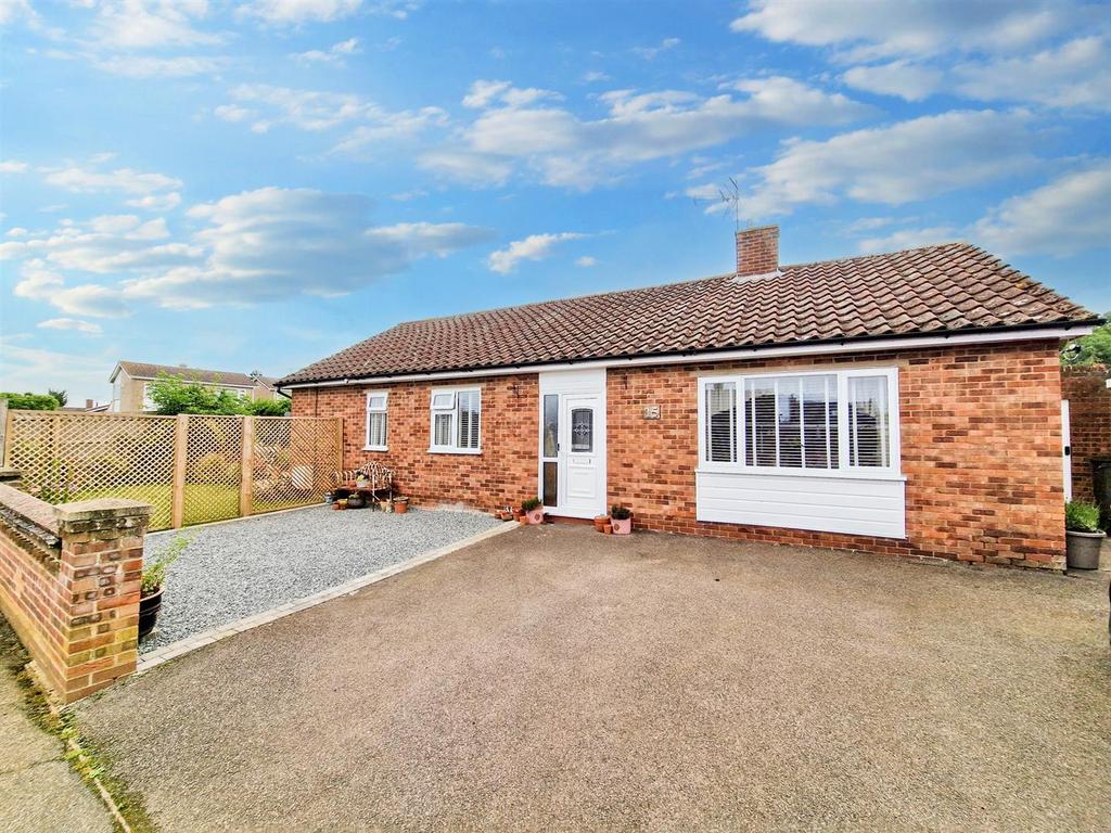 Ingoldale, King's Lynn PE31 3 bed detached bungalow - £360,000