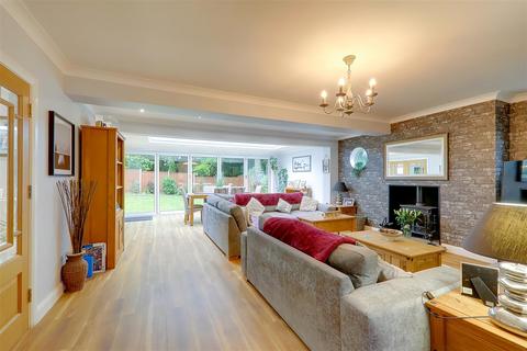 4 bedroom detached house for sale, Longlands, Charmandean, Worthing