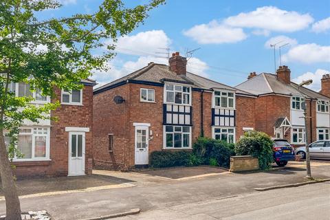 3 bedroom semi-detached house for sale, Beauchamp Road, Warwick