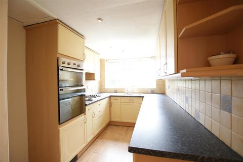 35 Beauchamp Road, Warwick, CV34 5NU