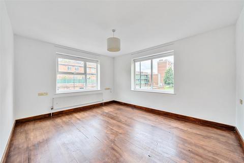 3 bedroom apartment for sale, Maltby Street, Bermondsey