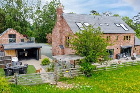 6 bedroom detached house for sale, Church Lench, Worcestershire WR11