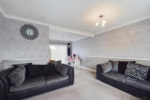 3 bedroom end of terrace house for sale, Foxcombe, New Addington, CROYDON