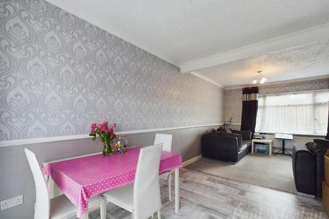 3 bedroom end of terrace house for sale, Foxcombe, New Addington, CROYDON