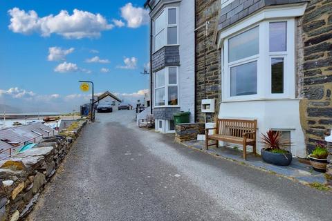 5 bedroom end of terrace house for sale, Abermaw Terrace, Barmouth