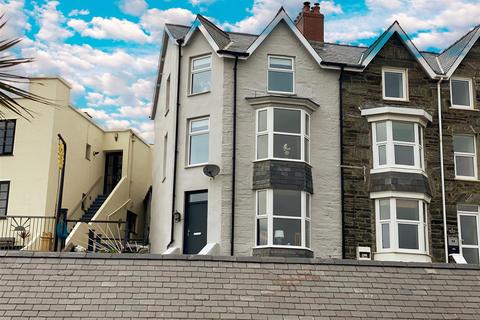 5 bedroom end of terrace house for sale, Abermaw Terrace, Barmouth