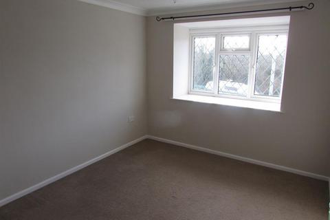 2 bedroom maisonette to rent, Flat 9 Rosewood Court 173 Glascote Road, Tamworth, Staffordshire