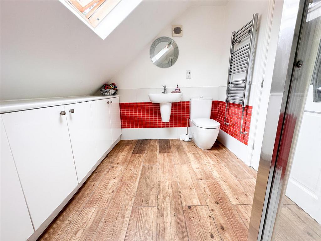 Ensuite shower room