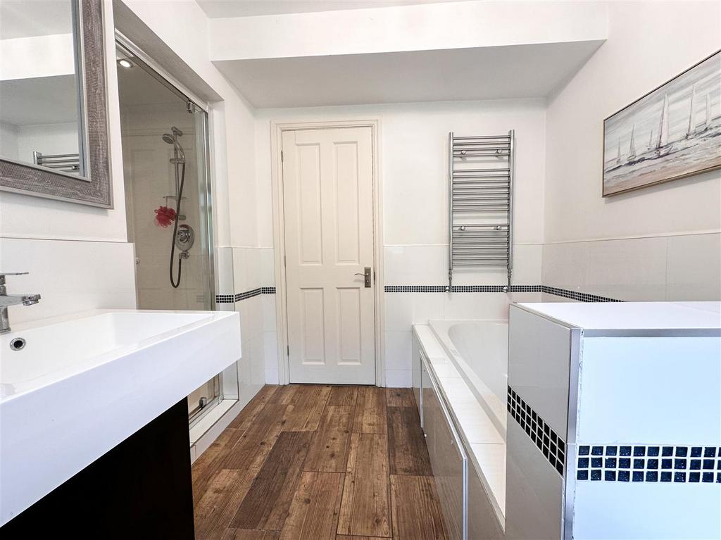 Family bath and shower room