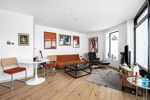 1 bedroom apartment to rent, Elgin Avenue, London W9