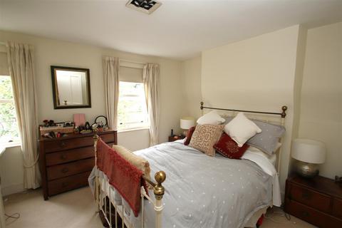 3 bedroom townhouse for sale, The Greencroft, Salisbury