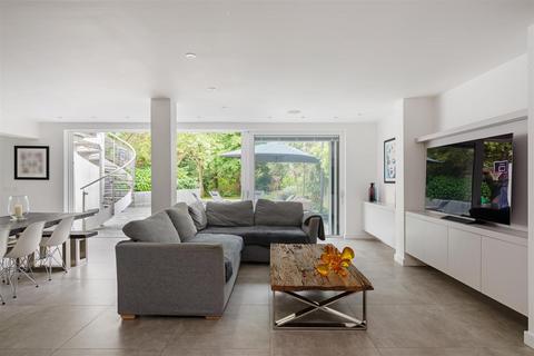 undefined, Hamilton Terrace, St John's Wood, NW8