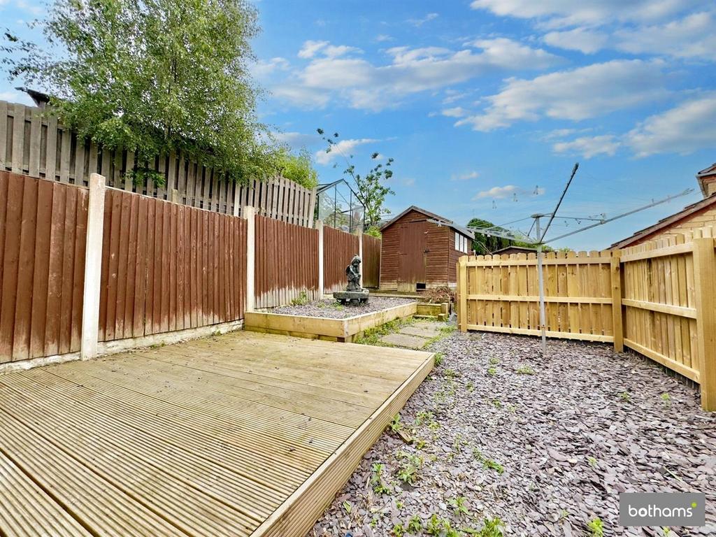 Nursery Drive, Bolsover, Chesterfield 3 bed semidetached house £165,000
