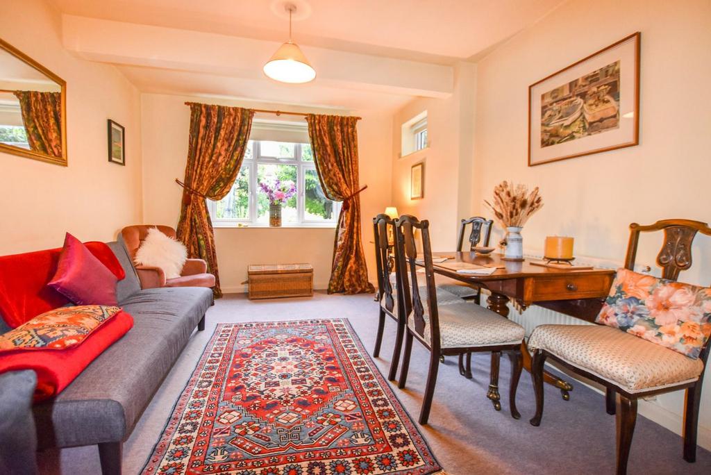 Benton Street, Hadleigh IP7 2 bed end of terrace house for sale £300,000