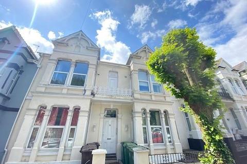 1 bedroom apartment for sale, Connaught Avenue, Plymouth PL4