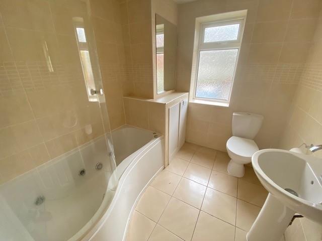Connaught flat 2.jpg