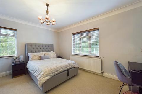 2 bedroom flat for sale, Sudbury Hill, Harrow