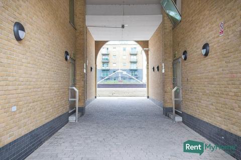 2 bedroom apartment to rent, Argyll Road, London, SE18