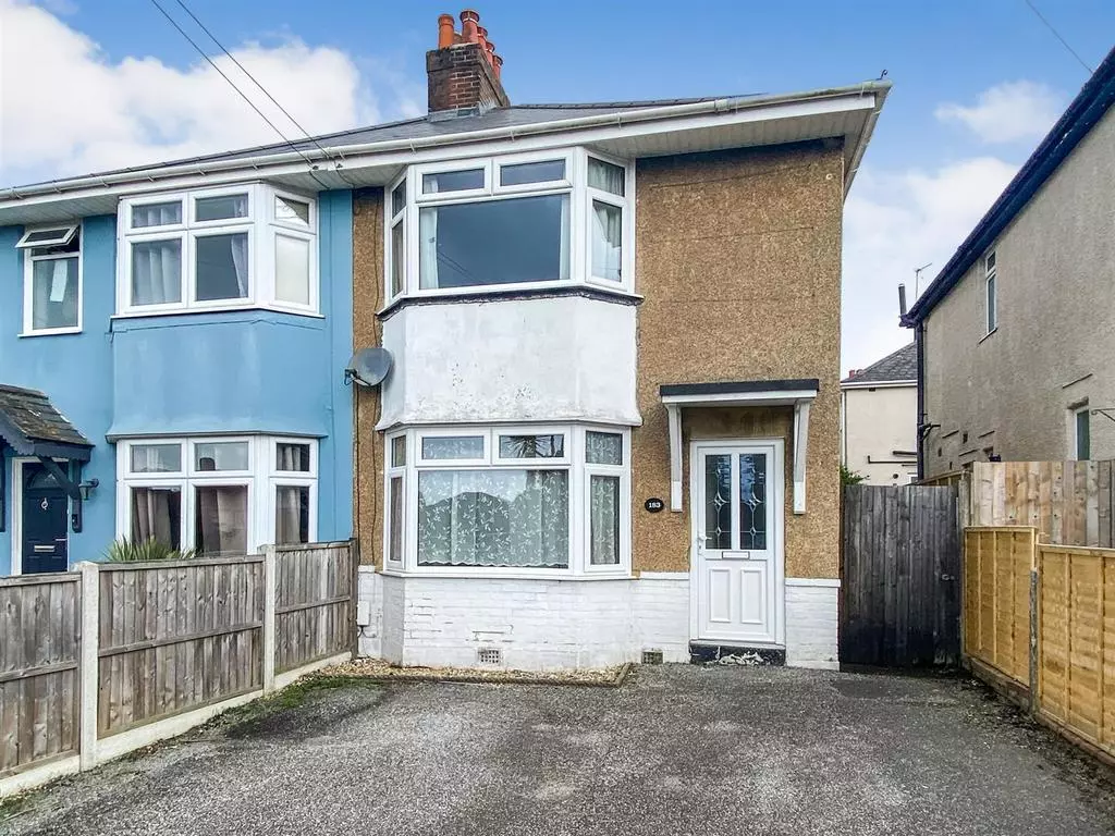 2 bedroom semi-detached house for sale