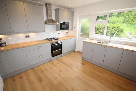 3 bedroom detached house for sale, Ffordd Y Graig, Llanddulas