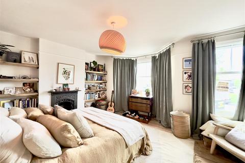 6 Wallbridge, Frome, BA11 1QY
