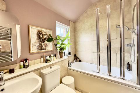 6 Wallbridge, Frome, BA11 1QY