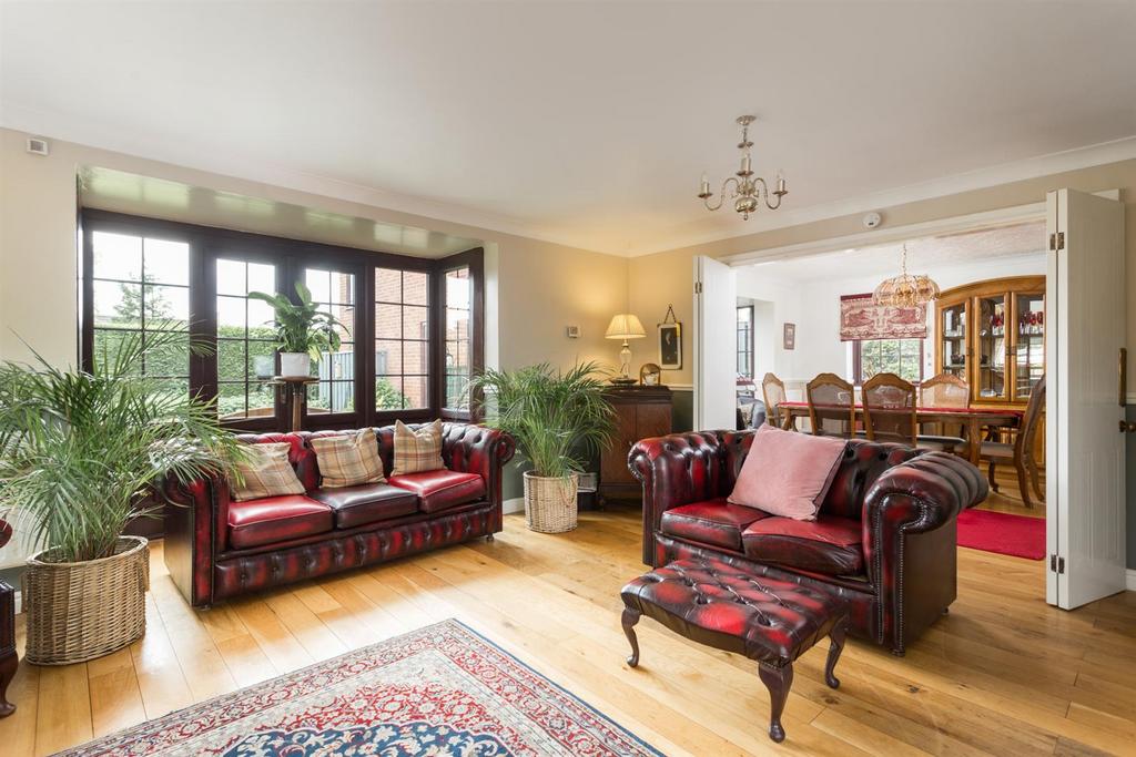 Sitting Room to Dining Room