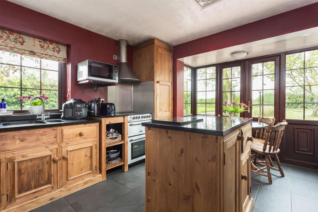 Kitchen Breakfast Room