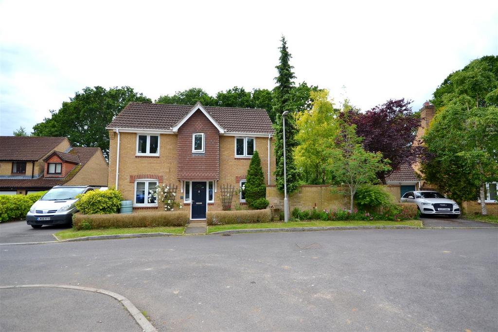 Albion Way, Verwood 3 bed detached house for sale £435,000