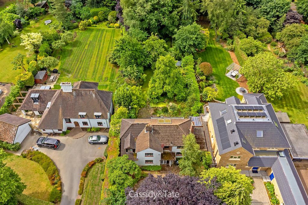 42 Marshals Drive-8.jpg