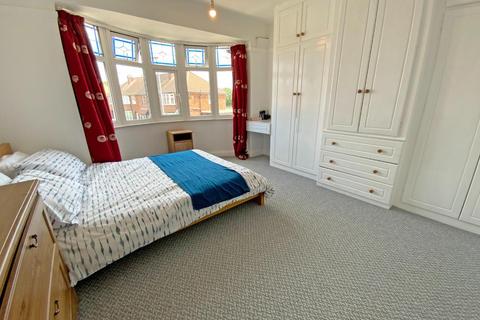 34 Avon Road, Leicester, LE3 3AA