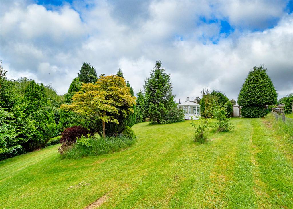 Woodford Cottage-external3.jpg