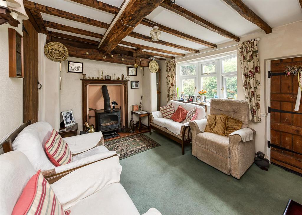 Woodford Cottage-living room2.jpg