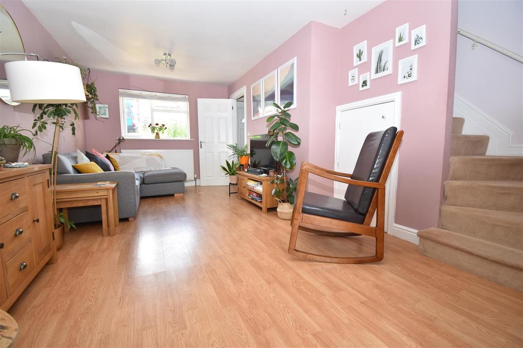 Living Room 1.JPG