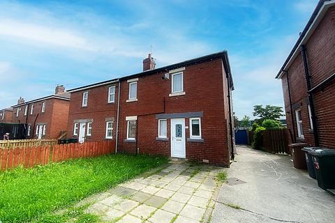 3 bedroom semi-detached house to rent, Rutherford Street, Wallsend