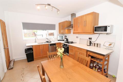 3 bedroom semi-detached house for sale, Pound Lane, Leamington Spa