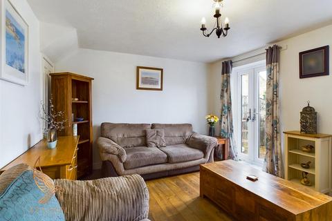 6 Paddock Close, Ackworth, Pontefract, WF7 7RL