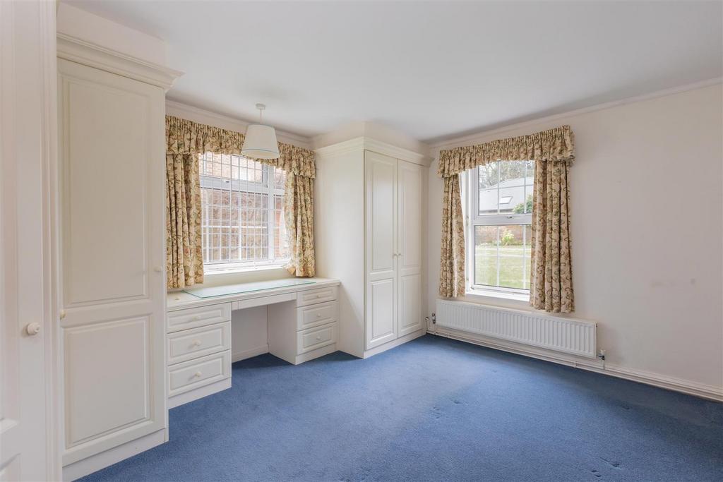 15 Finlay House-6.jpg