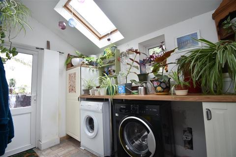 35 Ham Green, Pill, Bristol, BS20 0EY