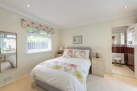 5 Ashcroft Close, Harpenden, AL5 1JJ