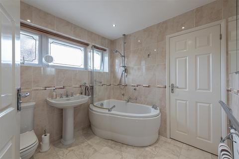 5 Ashcroft Close, Harpenden, AL5 1JJ