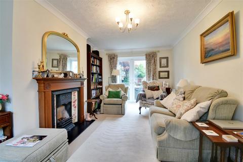 3 bedroom detached house for sale, The Elms, Hertford SG13