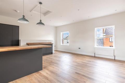 2 bedroom apartment for sale, South Street, Bridport