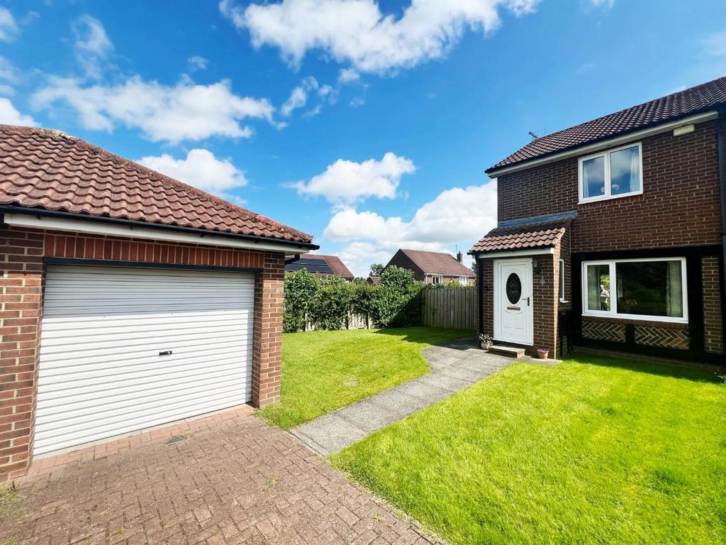 Atherton Close, Spennymoor 2 bed semidetached house for sale £81,000