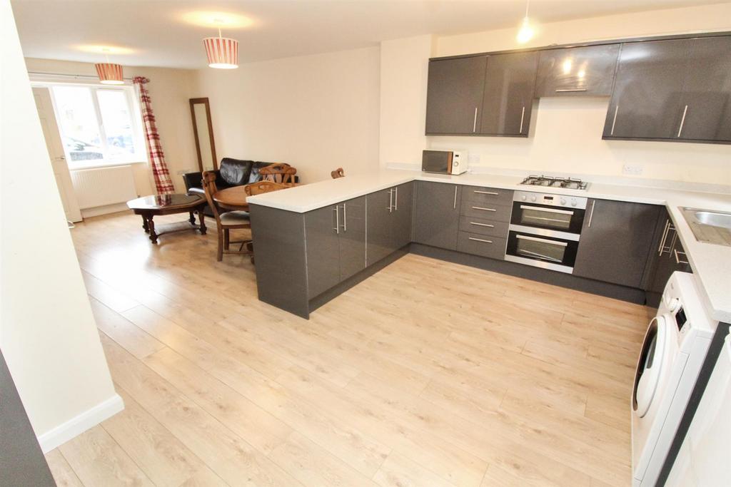 Brookfield Close, Weston Rhyn, Oswestry 3 bed end of terrace house for