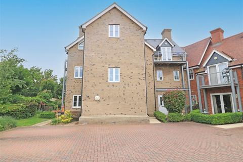 2 bedroom flat for sale, Church Road, Boreham