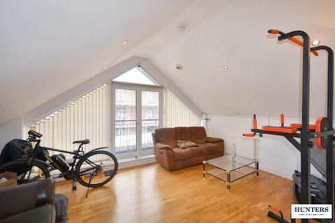 3 bedroom apartment for sale, Brook Avenue, Wembley